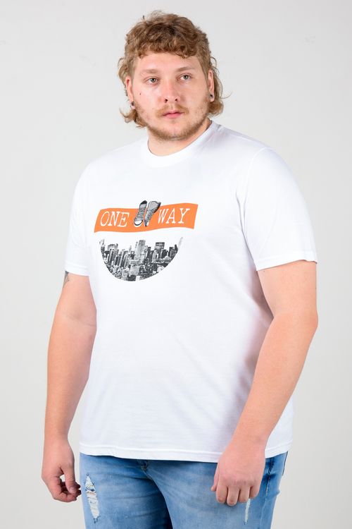 Camiseta estampa one way plus size branco