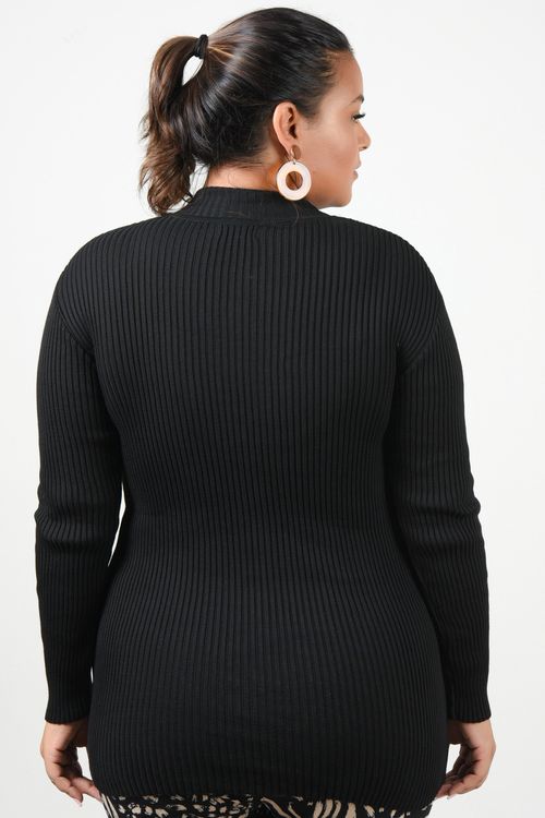 Blusa tricot canelado plus size preto