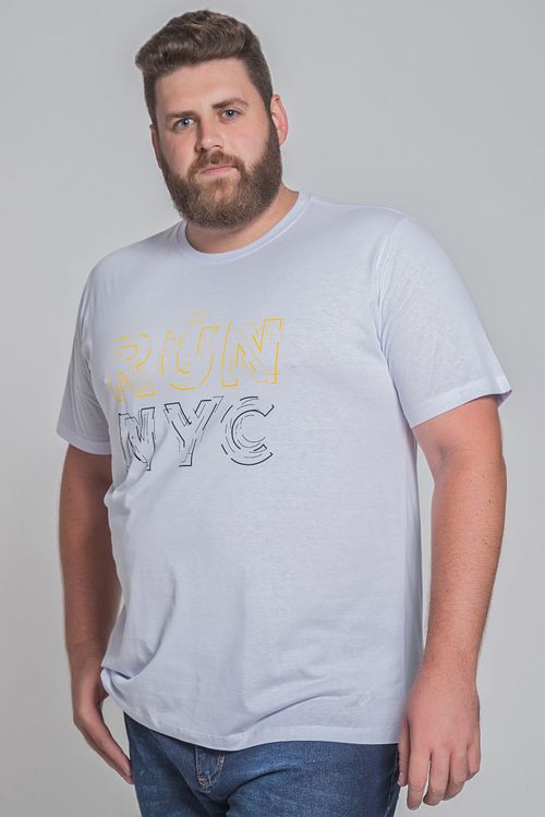 Camiseta com estampa run nyc plus size branco