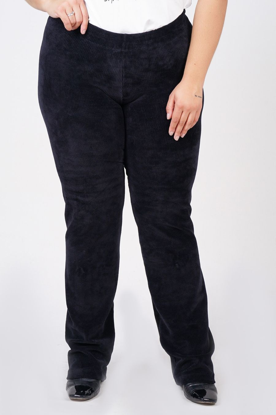 Calça reta malha veludo plus size preto