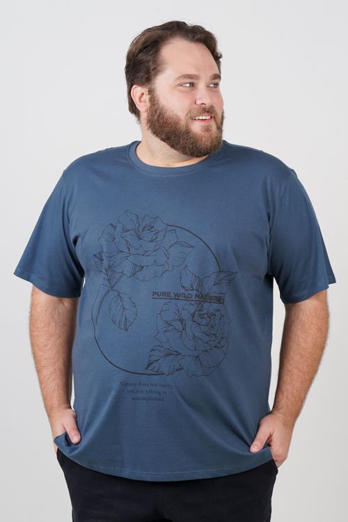 Camiseta com estampa nature plus size cinza chumbo