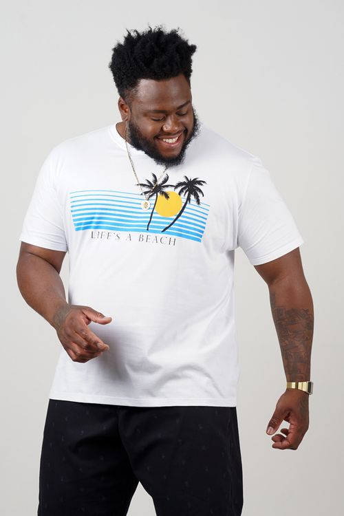 Camiseta com estampa beach plus size branco