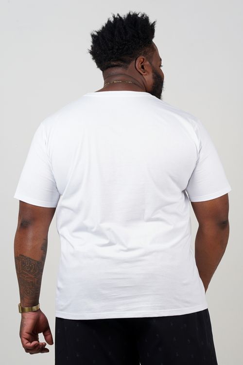 Camiseta com estampa beach plus size branco