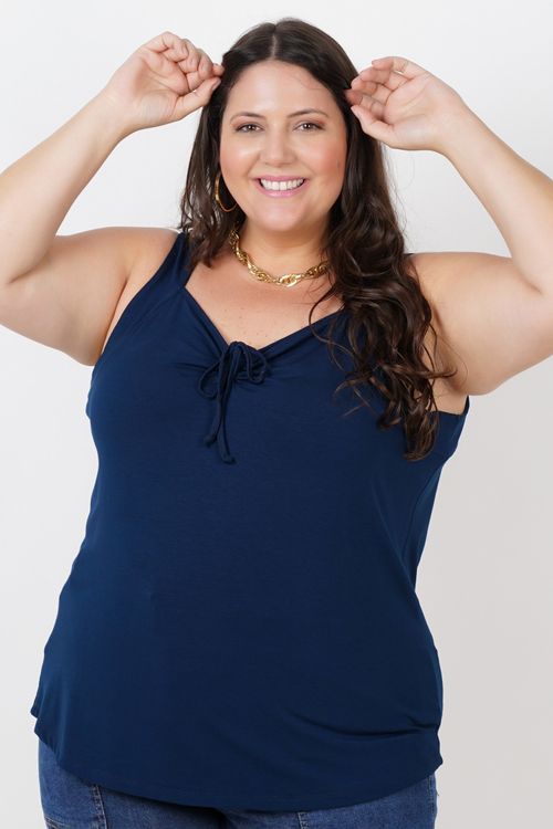 Regata de malha lisa plus size azul marinho