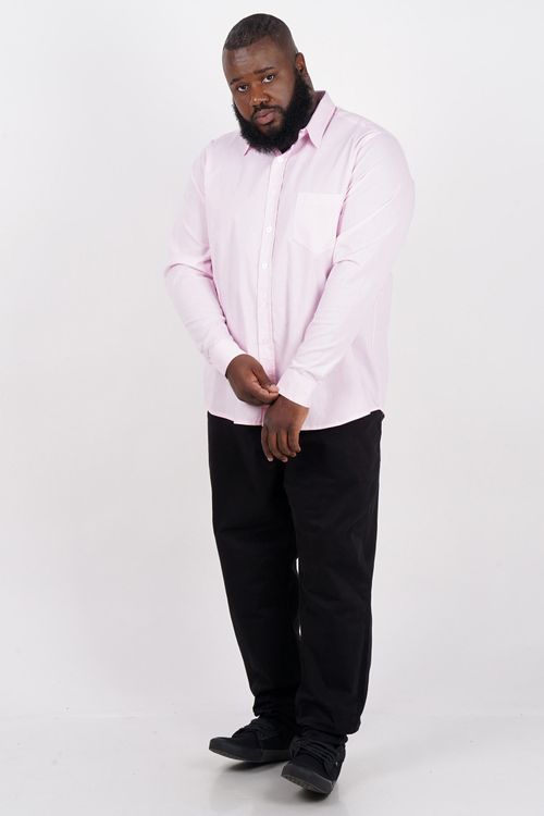 Camisa lisa com bolso plus size rosa