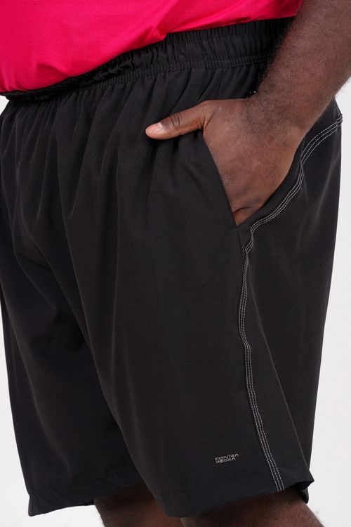 Shorts com estampa e detalhe de pesponto plus size preto