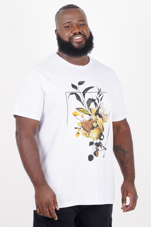 Camiseta com estampa floral plus size branco