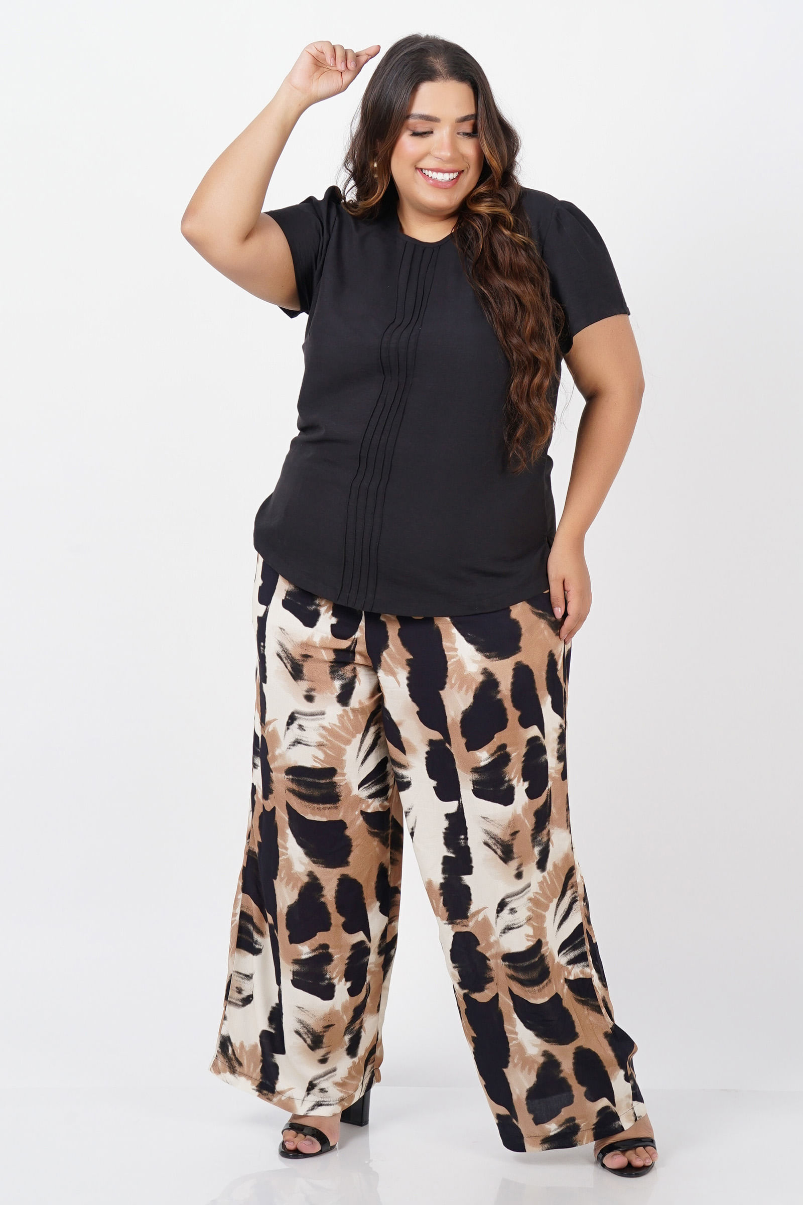 Blusa-com-nervuras-na-frente-plus-size_0026_4