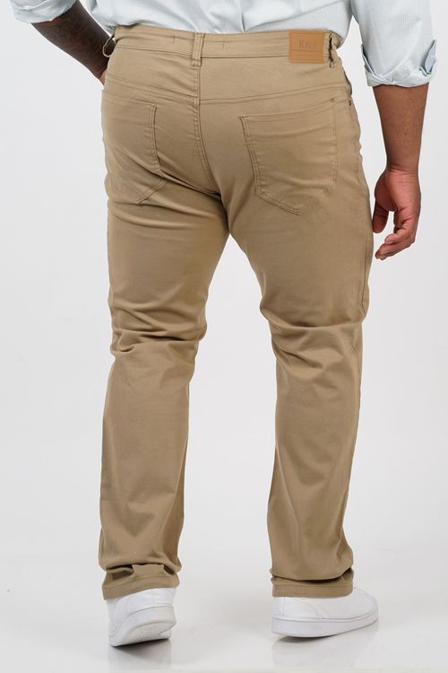 Calça sarja reta confort plus size kaki