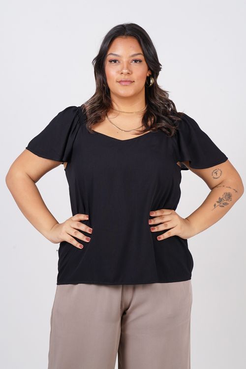 Blusa viscose manga curta plus size preto