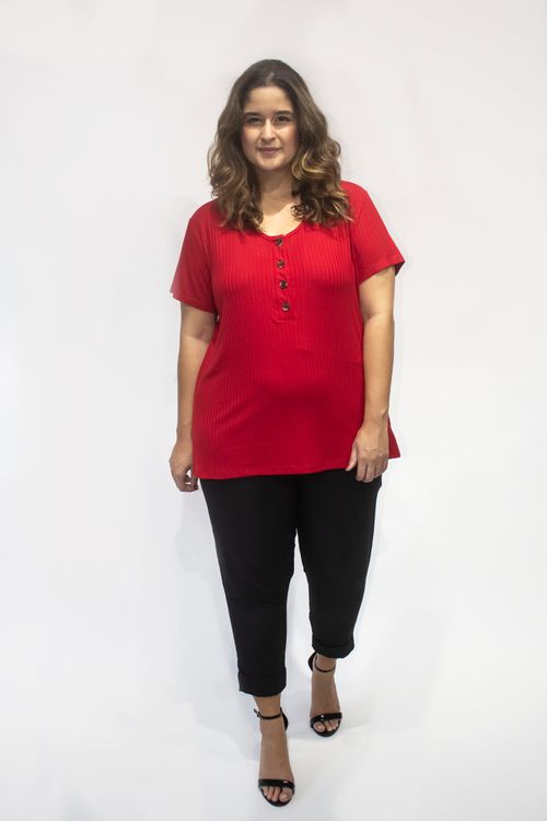 Blusa canelada com botões plus size vermelho
