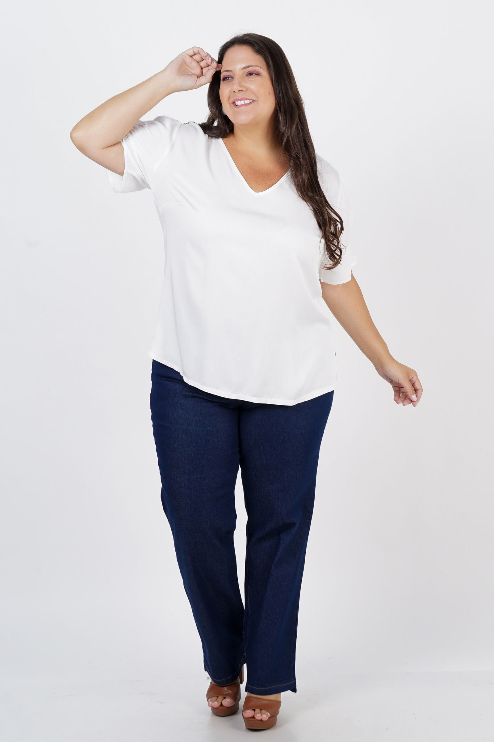 Blusa-de-viscose-com-franzido-na-manga-plus-size_9514_3