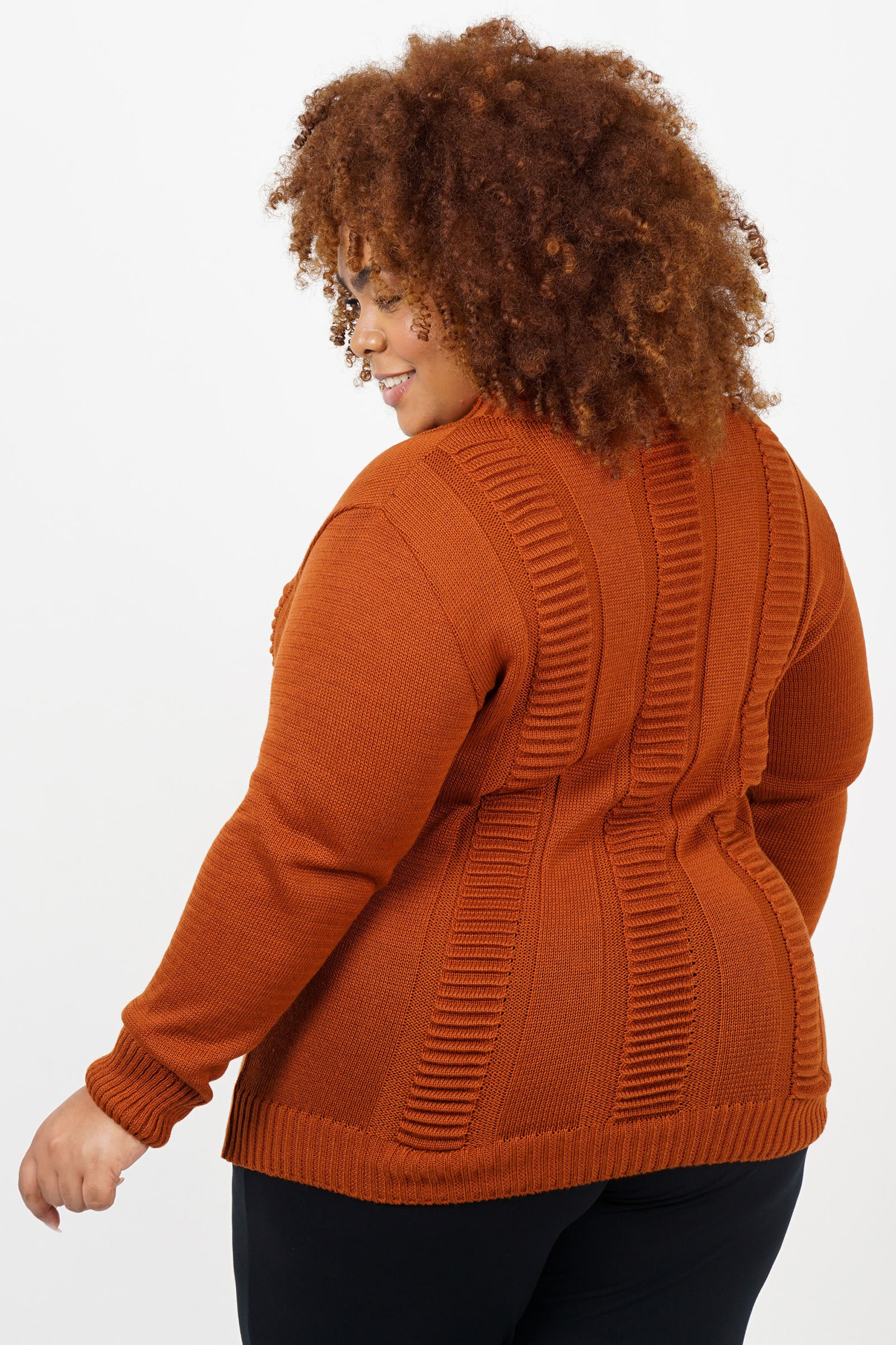 BLUSA-TRICOT-PONTOS-DIFERENCIADOS-PLUS-SIZE_0020_2
