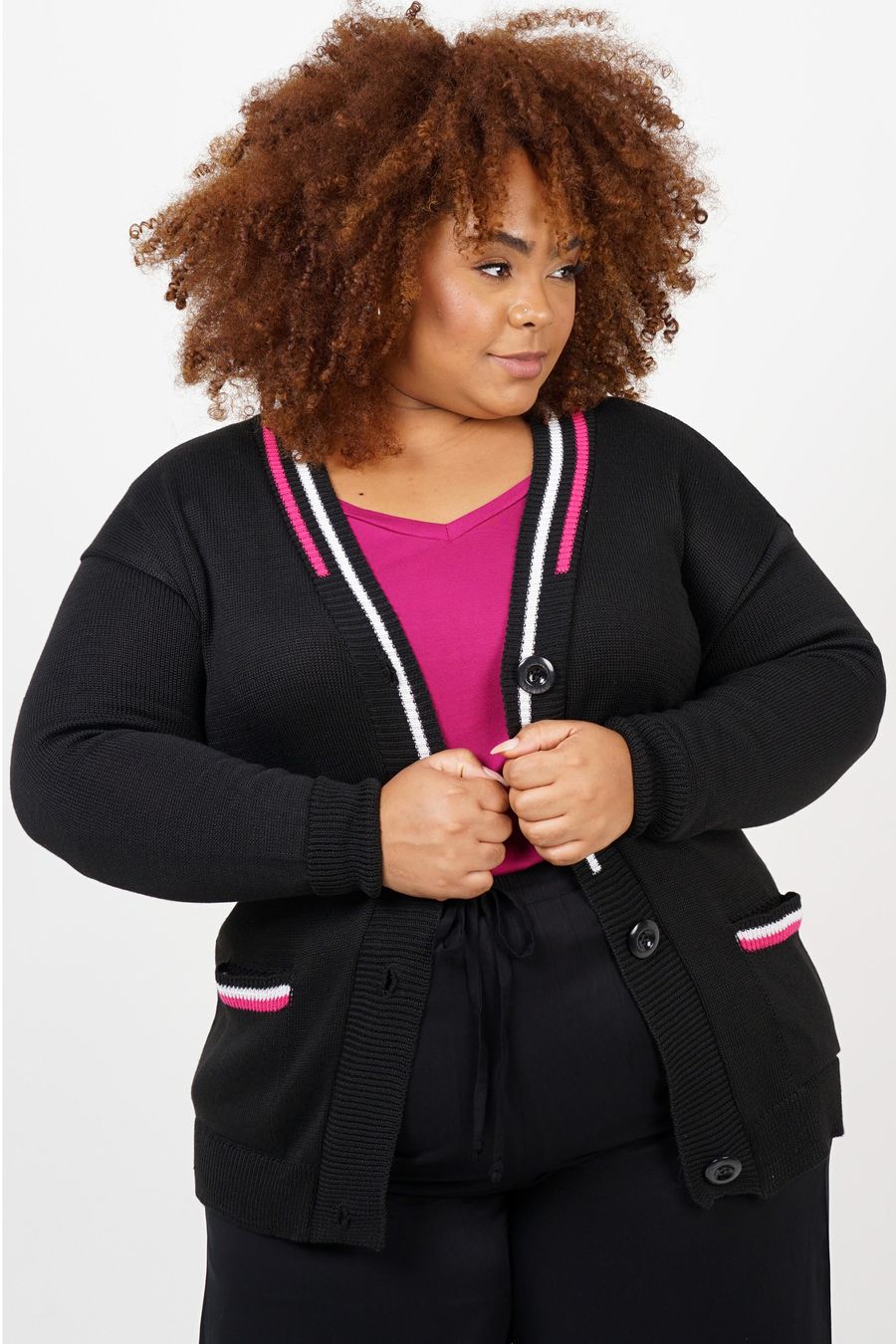Casaco detalhe em listras plus size preto