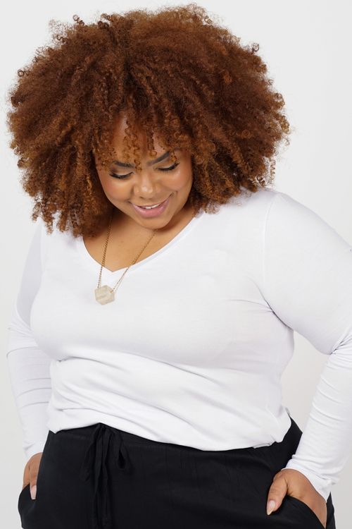 Blusa manga longa básica decote v plus size branco
