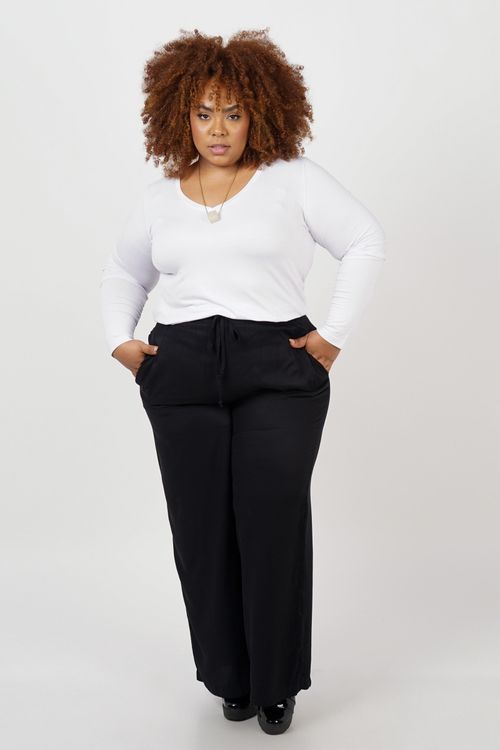 Blusa manga longa básica decote v plus size branco