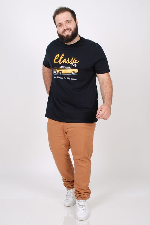 Camiseta com estampa classic car plus size preto