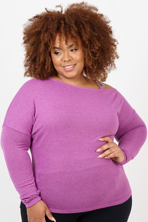 Blusa malha tricô  com detalhe no ombro plus size roxa