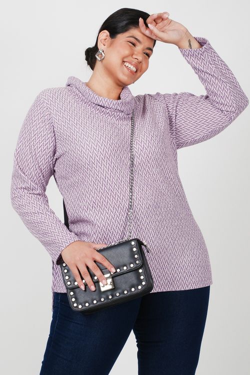 Blusa em malha tricot com gola degagê plus size roxa