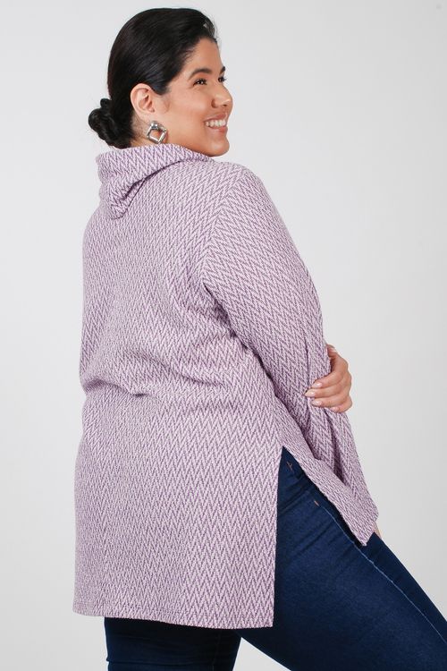 Blusa em malha tricot com gola degagê plus size roxa