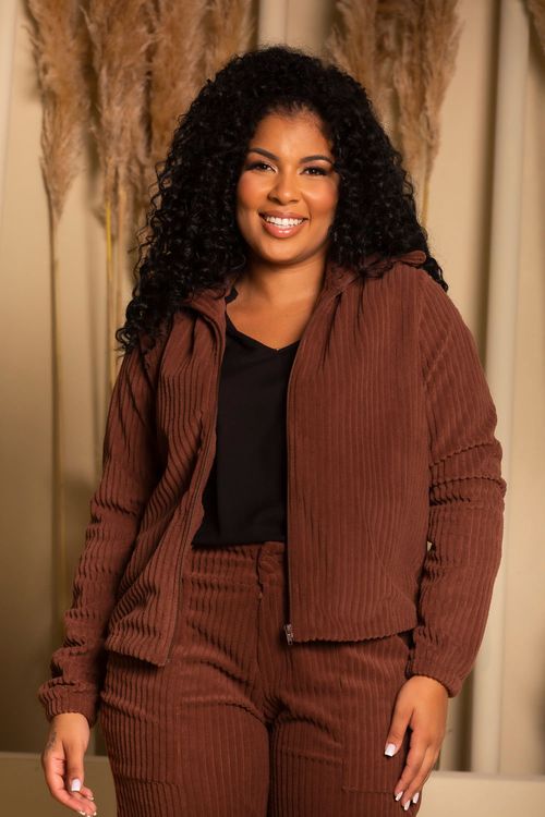 Jaqueta Curta Veludo Marrom Plus Size