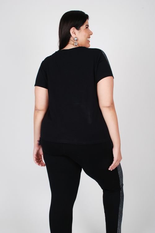Blusa de moletinho com detalhe metalizado plus size preto