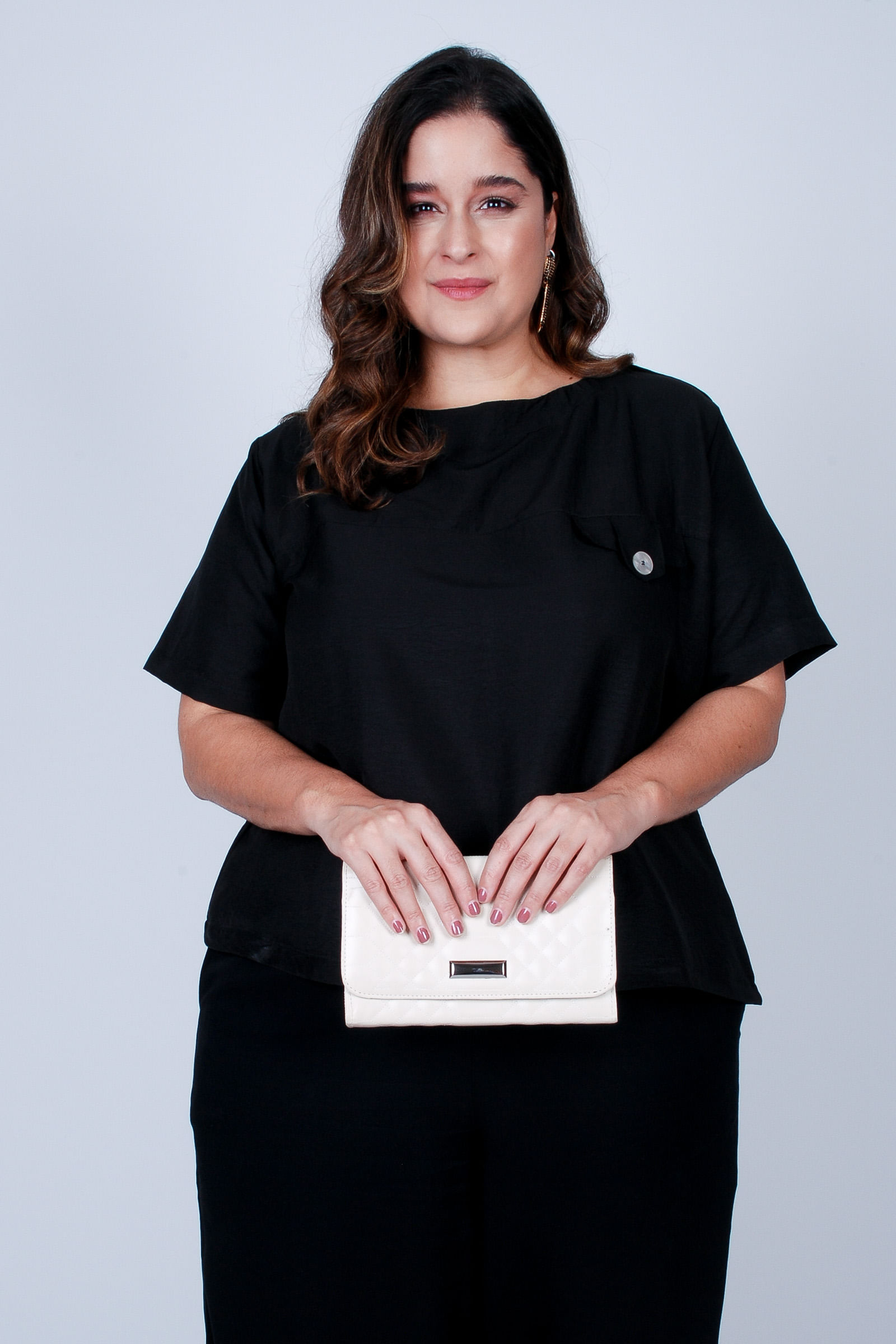 BLUSA-MANGA-CURTA-COM-MARTINGALES-PLUS-SIZE_0026_1