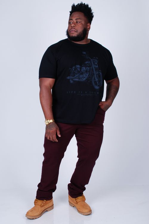 Calça sarja reta confort plus size vinho