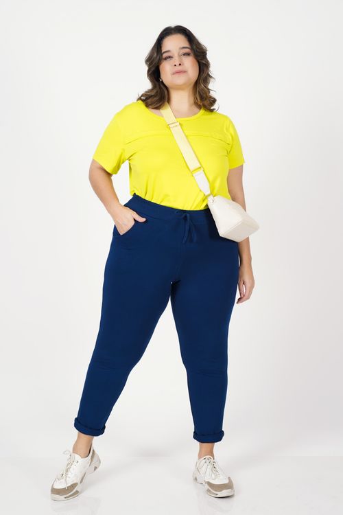Blusa manga curta com detalhe na frente plus size amarelo