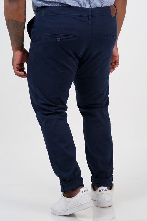 Calça de sarja básica com elastano plus size.. azul marinho
