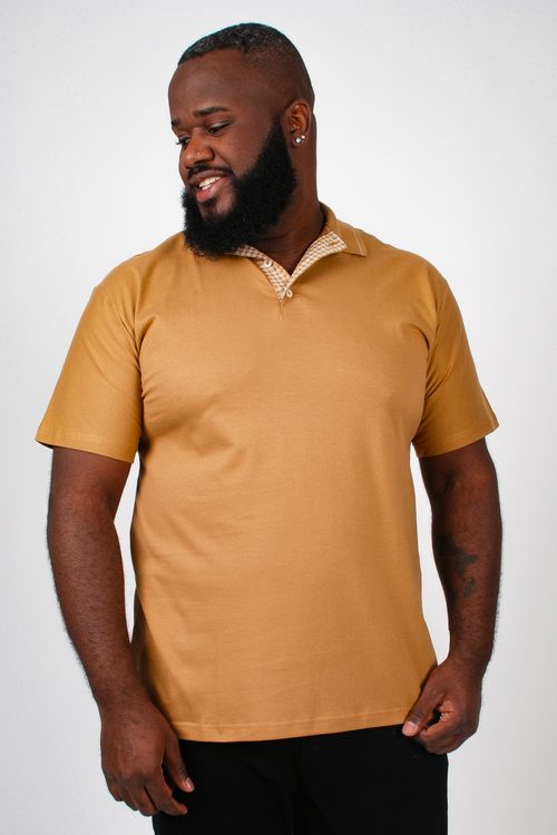 Camiseta polo manga curta plus size kaki