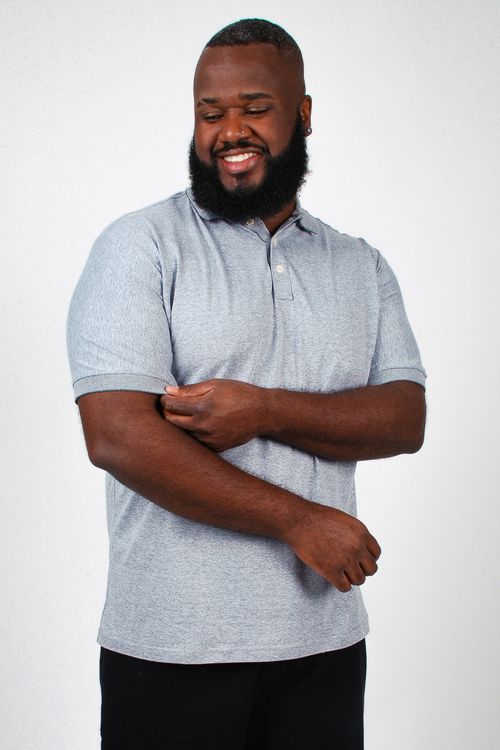 Camiseta polo manga curta mesclada plus size cinza