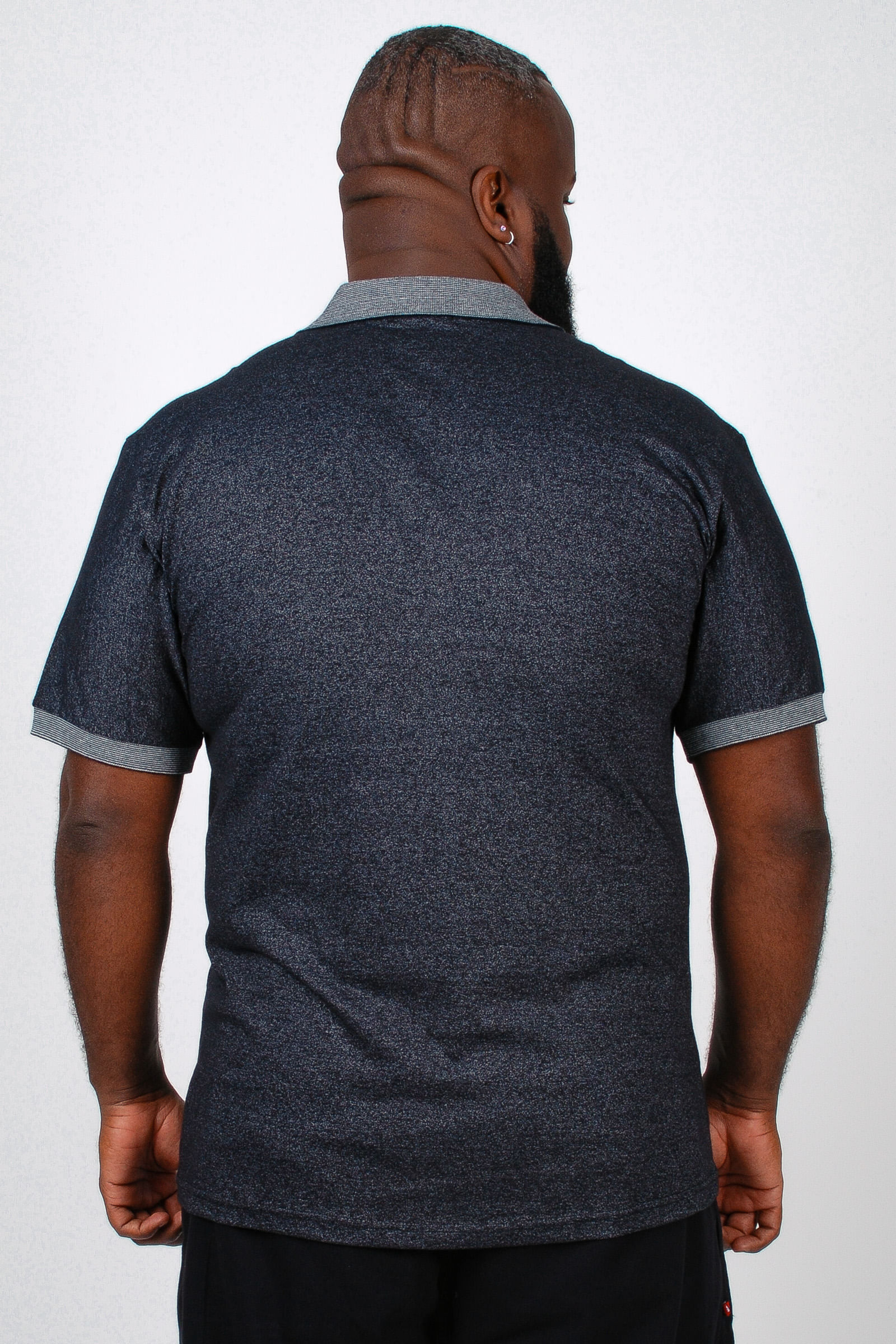 Camiseta-polo-manga-curta-mesclada-plus-size