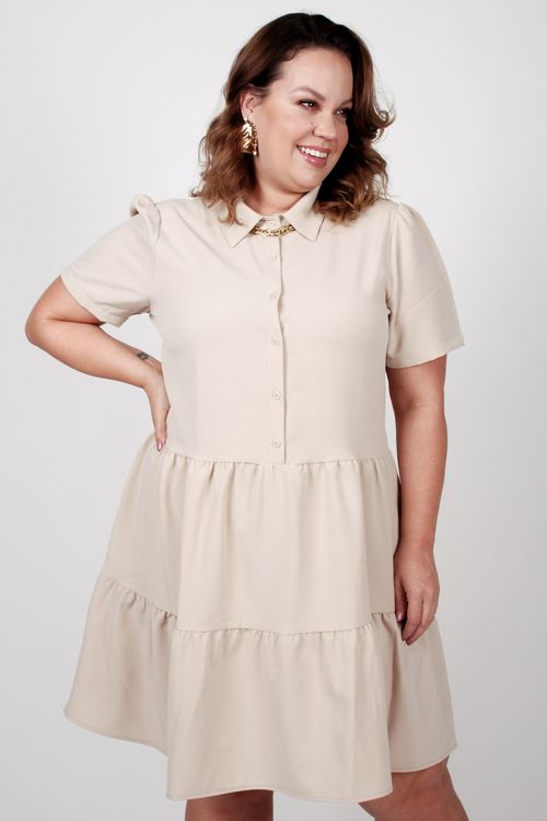 Vestido em crepe com gola plus size bege