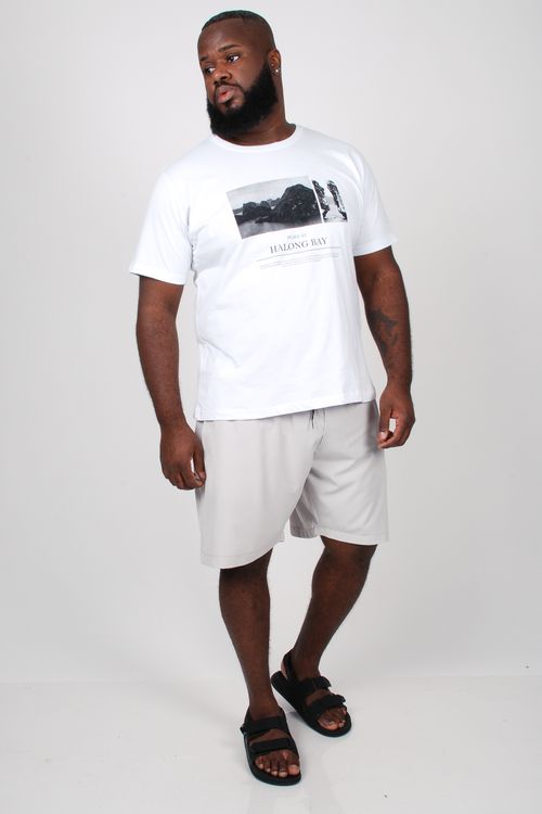 Shorts com detalhe na lateral plus size cinza