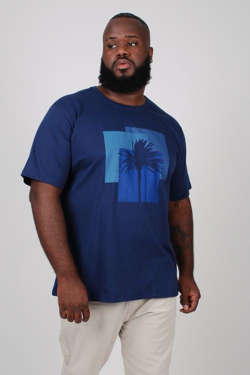 Camiseta com estampa 'coqueiro' plus size azul marinho