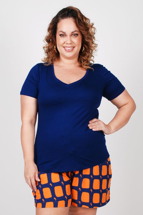 T-shirt básica decote v plus size azul marinho