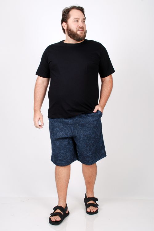Bermuda em sarja estampada 'folhas' plus size azul