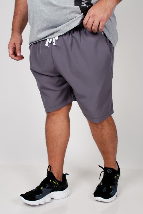 Shorts com detalhe na lateral plus size cinza chumbo