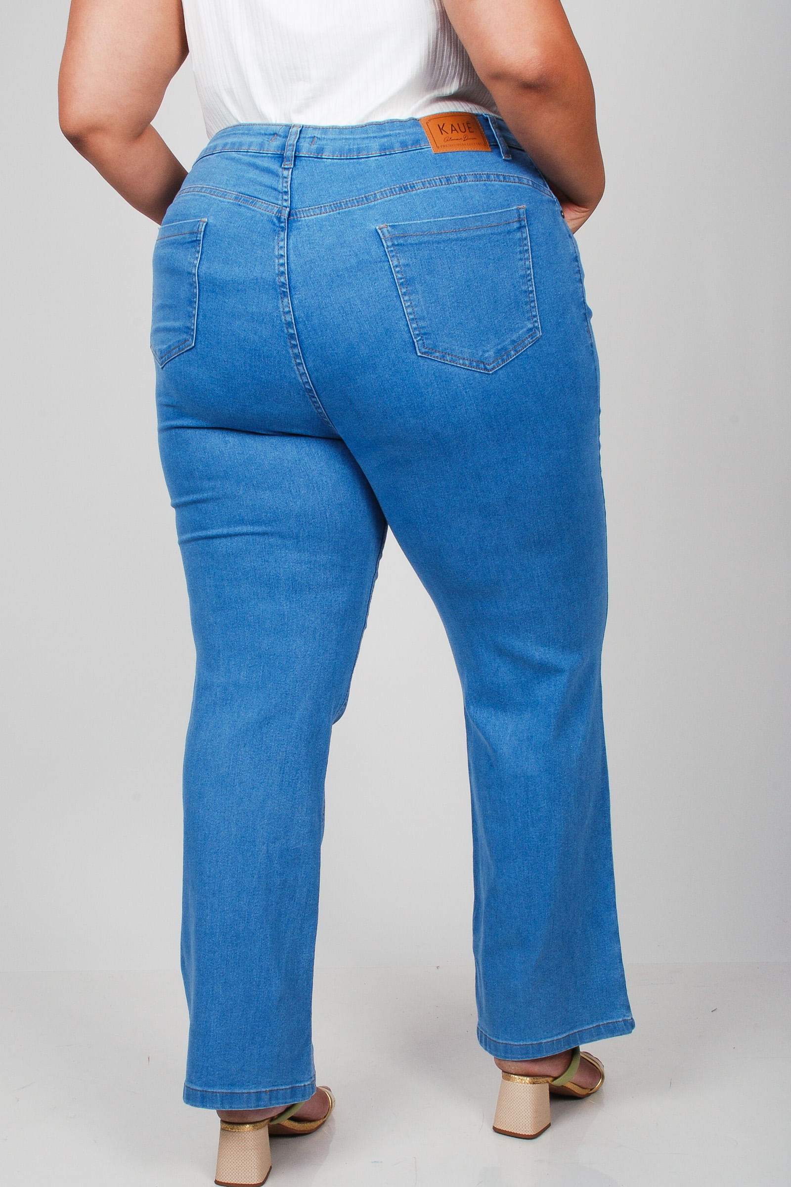 Calca-wide-leg-jeans-plus-size_0003_4