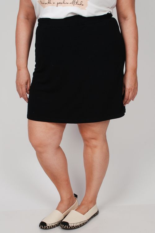 Short saia em moletinho plus size preto