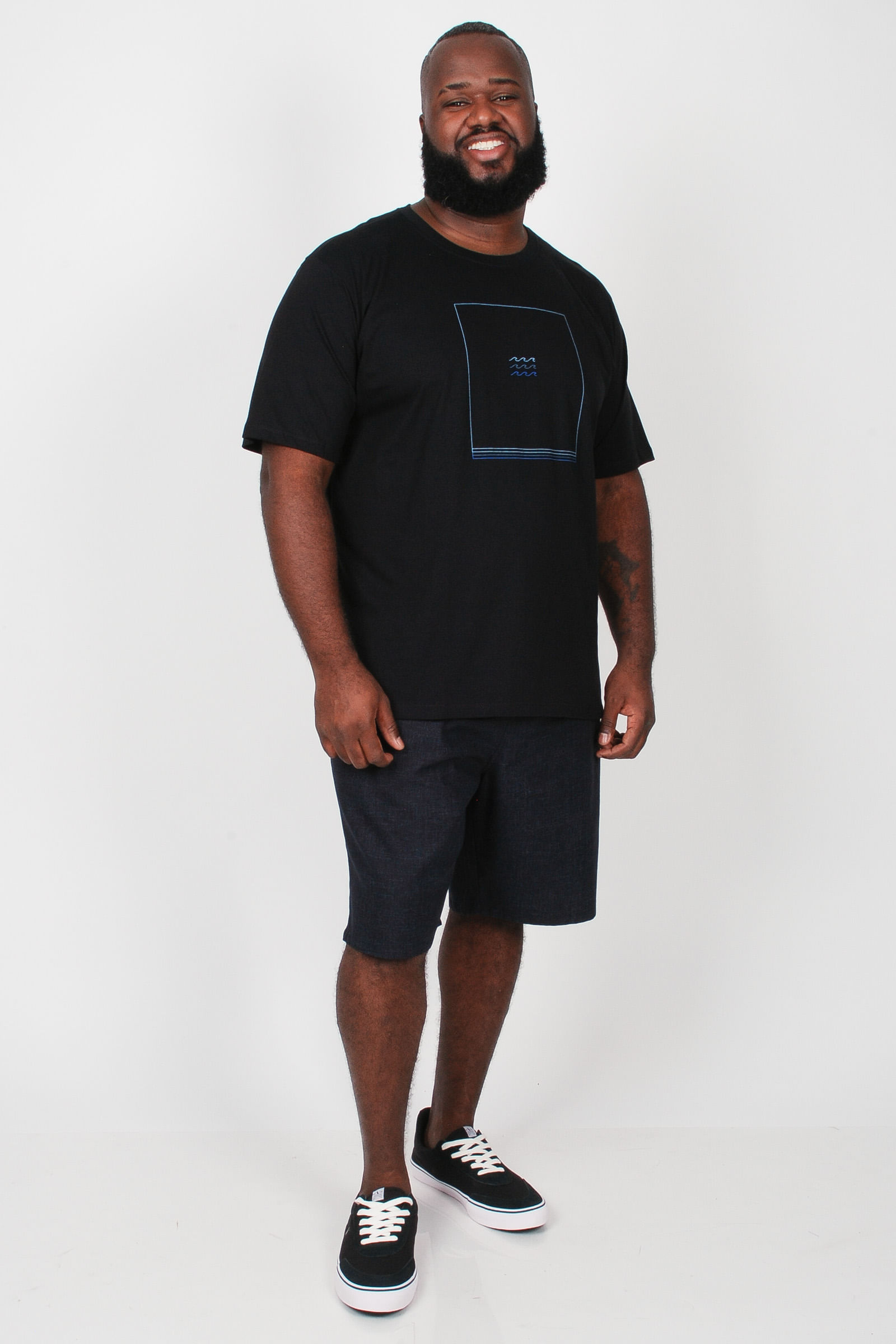 Camiseta-com-estampa--minimalista--plus-size_0026_2