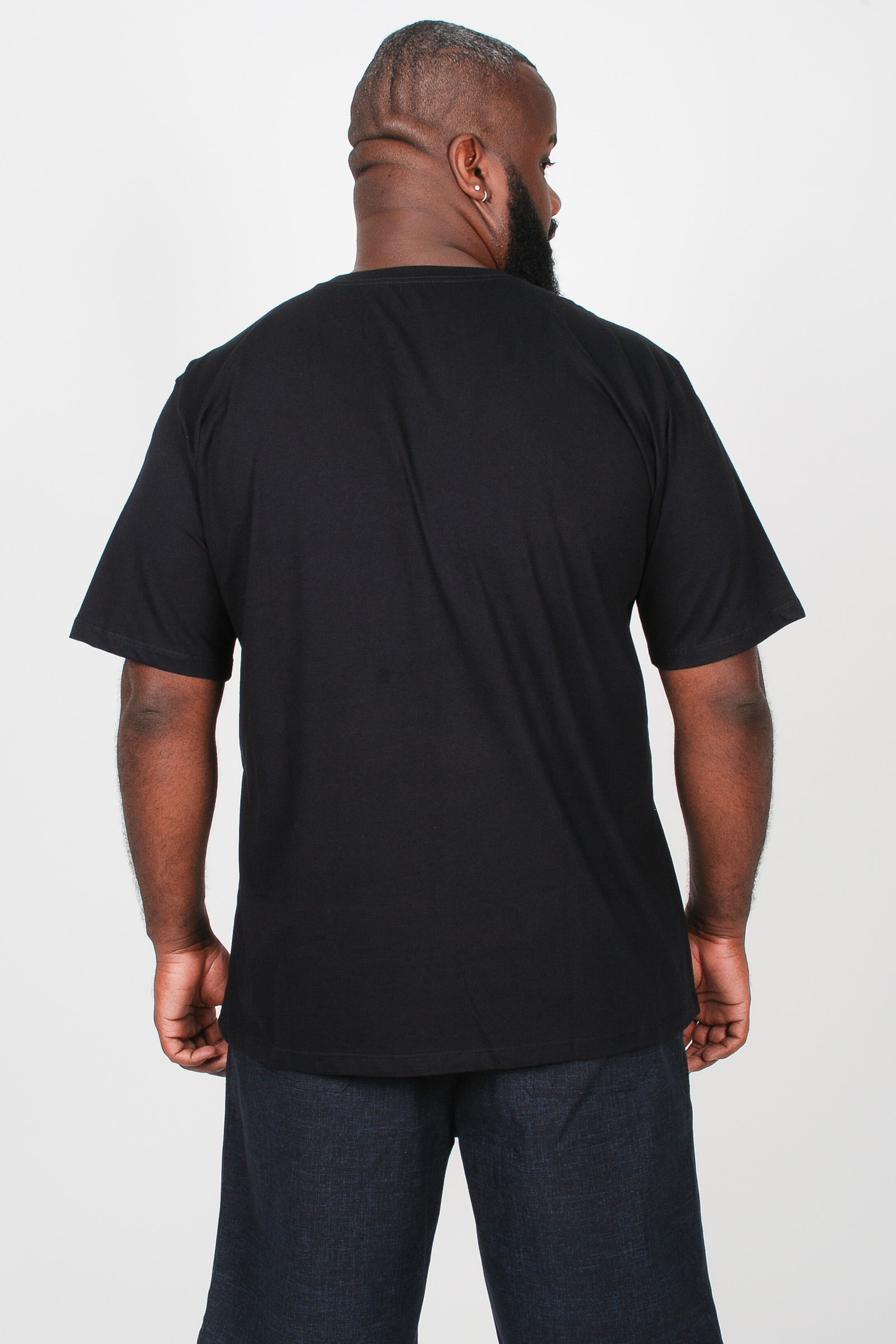 Camiseta-com-estampa--minimalista--plus-size_0026_4