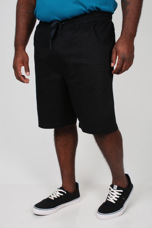 Bermuda em sarja plus size preto