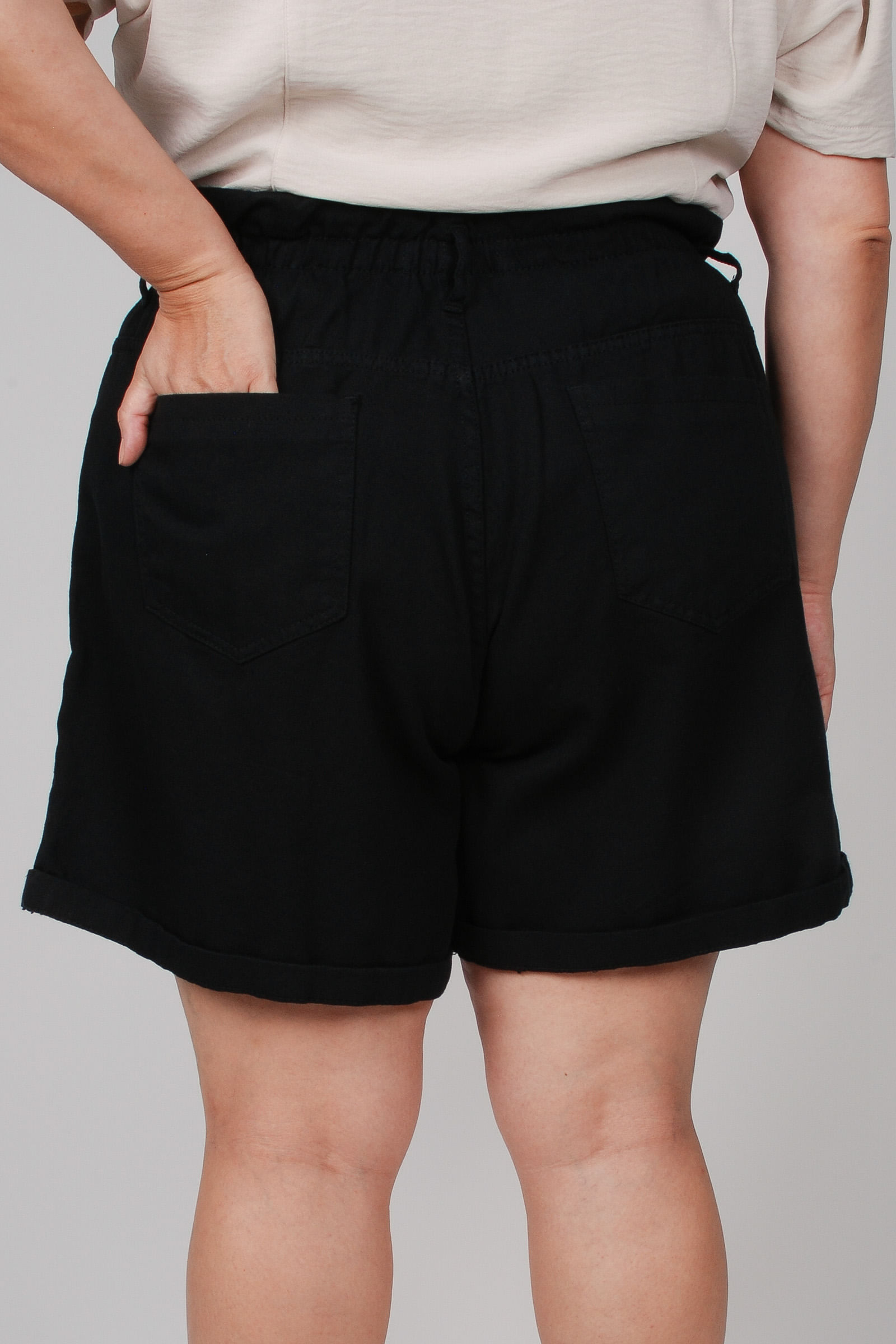 Shorts-em-sarja-cintura-com-elastico-plus-size_0026_4