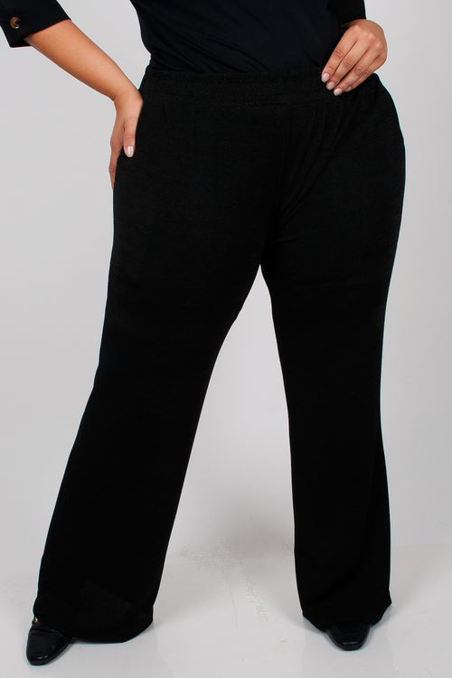 Calça em malha com leve brilho plus size preto