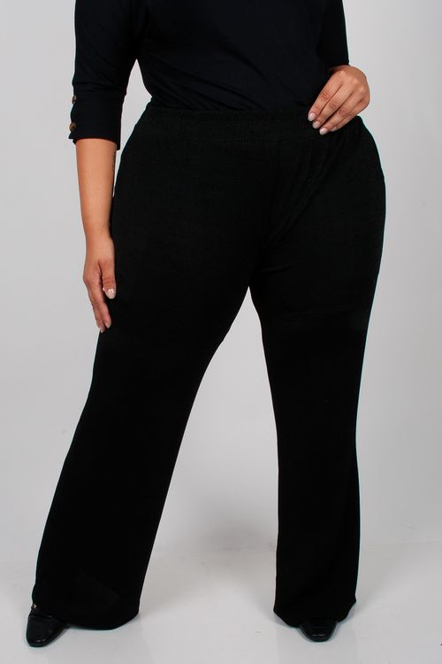 Calça em malha com leve brilho plus size preto
