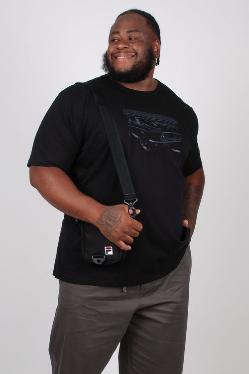 Camiseta em meia malha com estampa 'classic car' plus size plus size preto