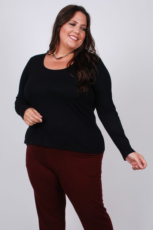 Blusa manga longa em malha lisa preto
