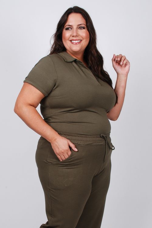 Blusa polo feminina em moletinho verde
